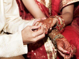 तीन पति, सभी ने छोड़ा, BF भी दे गया प्रेग्नेंट GF को धोखा, 6 महीन बाद...