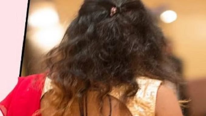 The husband used to wear his wife's clothes, first she thought it was a joke, then she was seen doing something that made her faint