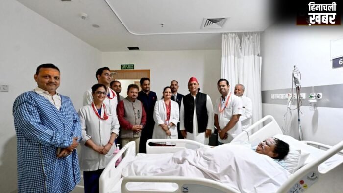 UP News: जिस नेता का BJP नेत्री नें जलाया पुतला, उन्हीं से मिलने अस्पताल पहुंचे सपा प्रमुख अखिलेश यादव…