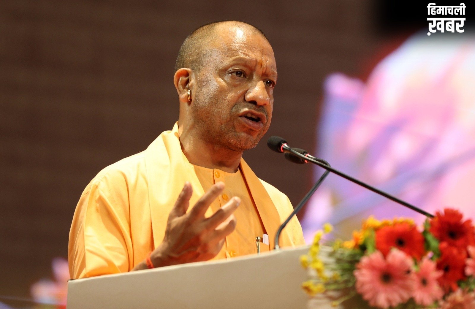 सीएम योगी ने युवाओं को दी बड़ी खुशखबरी, यूपी पुलिस में 1 लाख नई भर्तियां