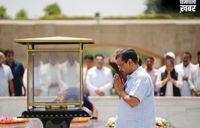 हम न्यायपालिका का बहुत सम्मान करते हैं,लेकिन कुछ ऐसी परिस्थितियां पैदा हुई हैं कि हमें यह सत्याग्रह करना पड़ रहा : केजरीवाल