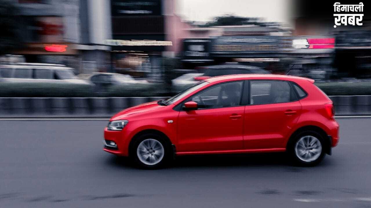 Lucknow: थूकने के लिए ड्राइवर ने खोला चलती कार का गेट… टकरा गया पीछे से आ रहा स्कूल सवार; हो गई मौत