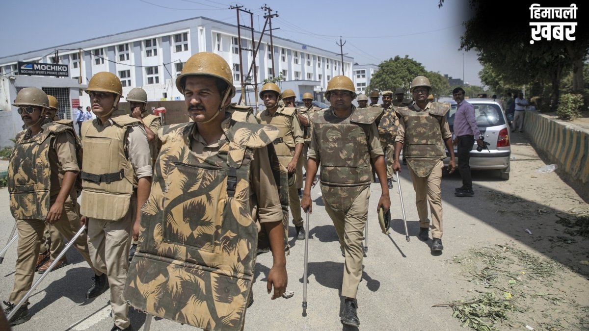 नोएडा में 30 अप्रैल से लेकर 8 मई तक धारा 163 लागू, हिंसा के बाद पुलिस अलर्ट मोड पर