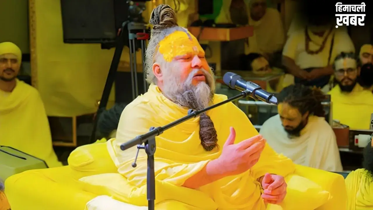 प्रेमानंद महाराज की फिर बिगड़ी तबीयत; अनिश्चितकाल के लिए बंद हुई पदयात्रा, एकांतिक दर्शन पर भी रोक​