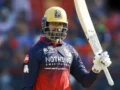RCB vs PBKS: कोहली और वेंकटेश अय्यर की अर्धशतकीय पारी, बेंगलुरु ने पंजाब को जीत लिए दिया 223 रन का टारगेट​