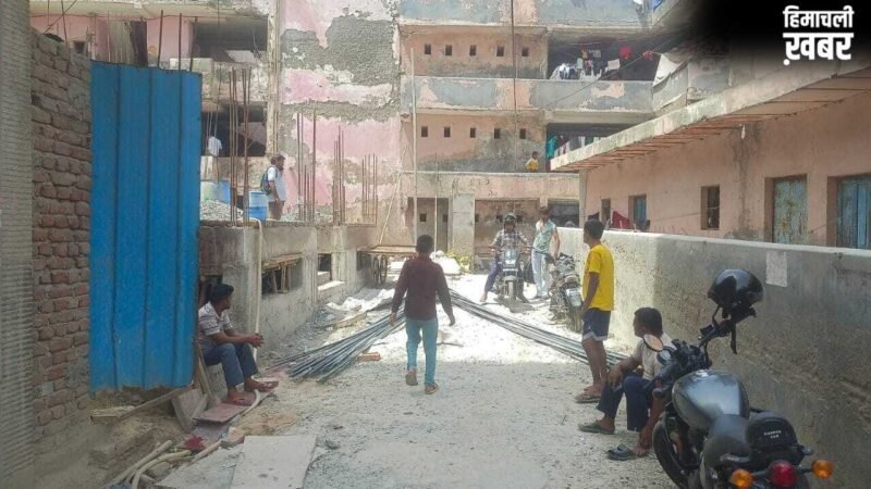 नोएडा में आशिक की सनक… शादी से मना करने पर गर्लफ्रेंड के परिवार को चाकुओं से गोदा, मां की मौत, 3 घायल​