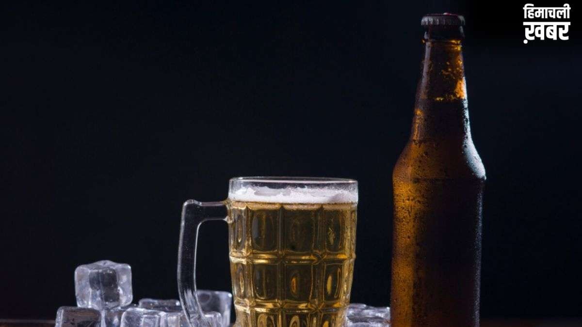गर्मियों में चिल्ड बीयर पीना कितना सही है? यहां जान लें इसके क्या क्या साइड इफेक्ट्स हो सकते हैं​