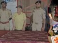 इंडो-नेपाल बॉर्डर पर चीनी नागरिक गिरफ्तार… बैग से मिले सामान ने बढ़ाई सुरक्षा एजेंसियों की टेंशन, ई-रिक्शा से जा रहा का सीमा पार​