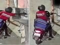 गजब हाल! डिलीवरी बॉय बनकर आया चोर, मंदिर से पानी की टोटी उखाड़ ले गया; CCTV में हुआ कैद​