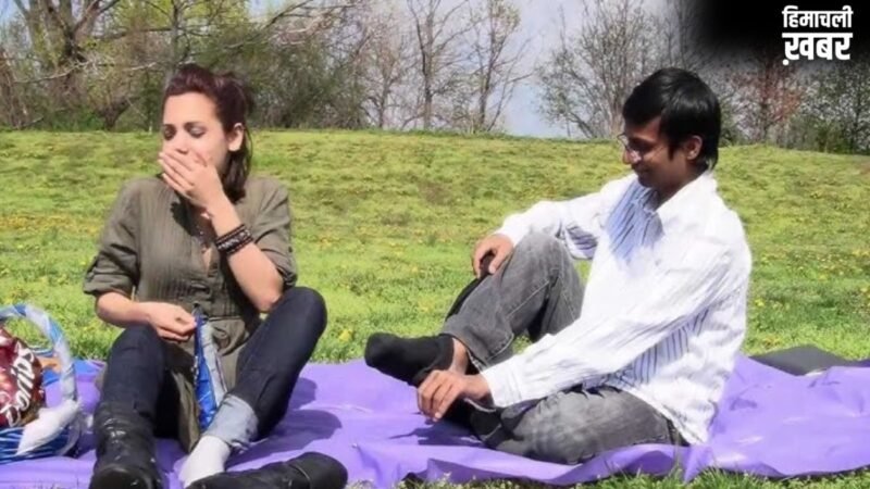 मोजा उतारते ही फैल जाती है भयंकर बदबू तो आज़माए ये टिप्स, नहीं होना पड़ेगा किसी के सामने शर्मिंदा​
