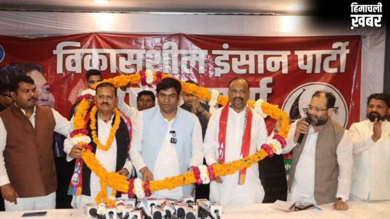 चुनाव से पहले ओपी राजभर को झटका, प्रदेश अध्यक्ष प्रेम चंद्र कश्यप और पूर्व मंत्री अच्छे लाल निषाद ने थामा VIP का दामन