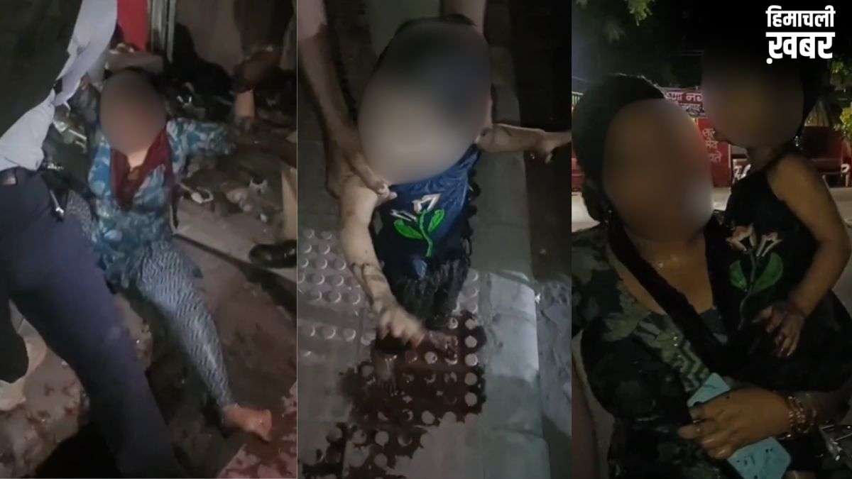 यूपी: मथुरा में खुले नाले में गिरी महिला और उसकी 3 साल की बच्ची, बाल-बाल बची जान​