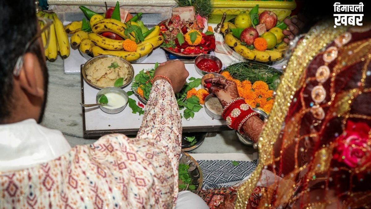 आरती से लेकर दीपक तक... पूजा के दौरान भूलकर भी न करें ये 7 गलतियां, वरना निष्फल हो जाती है आराधना!​