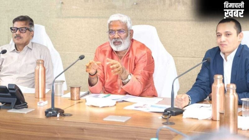 बरेली हादसे के बाद जलशक्ति मंत्री स्वतंत्र देव सिंह का एक्शन, टंकी निर्माण एजेंसी ब्लैकलिस्ट​