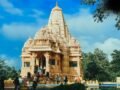 शिव मंदिर में प्रवेश करते ही भक्त बजाते हैं ताली, जानिए महादेव के आगे कब और कितनी बार बजानी चाहिए तालियां​