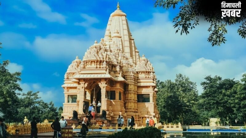 शिव मंदिर में प्रवेश करते ही भक्त बजाते हैं ताली, जानिए महादेव के आगे कब और कितनी बार बजानी चाहिए तालियां​