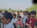 बदायूं में पेड़ से लटका मिला युवक का सड़ा-गला शव, लाश देख सहम गए लोग​