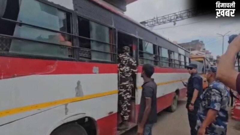 कुशीनगर में नौकरी का झांसा देकर नेपाली युवक-युवतियों को बनाया बंधक, 453 का रेस्क्यू​
