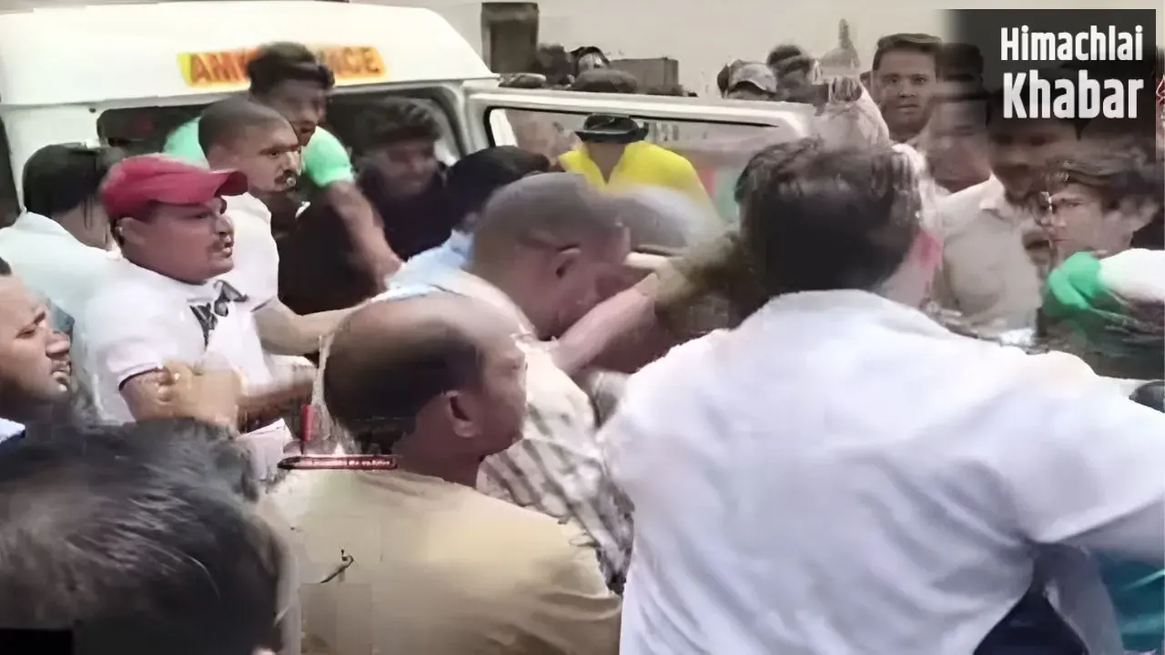 न्यायालय भवन के सामने दिनदहाड़े हमला: अकोला में नगरसेविका के पति याकूब खान की चाकू मारकर हत्या, आरोपी गिरफ्तार​