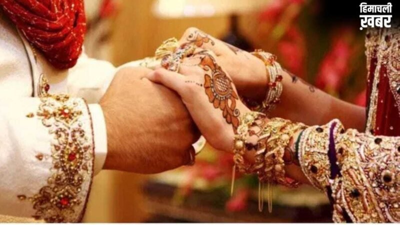 फेसबुक पर प्यार, मंदिर में प्रेमी संग रचाई शादी… मिर्जापुर में 2 बच्चों की मां की लव स्टोरी, पति हैरान रह गया!​