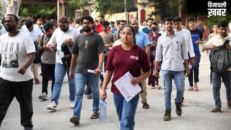 UP Police Constable Exam 2026: रेलवे चलाएगा एग्जाम स्पेशल ट्रेन… बसों में मुफ्त यात्रा कर सकेंगे अभ्यर्थी​