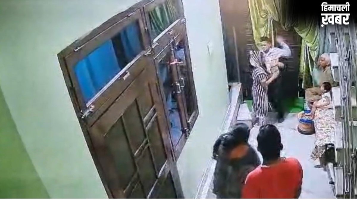 बच्चा नहीं होने पर पति ने पत्नी को बेरहमी से पीटा, कमरे में बंद कर भूखा रखा; CCTV फुटेज आया सामने