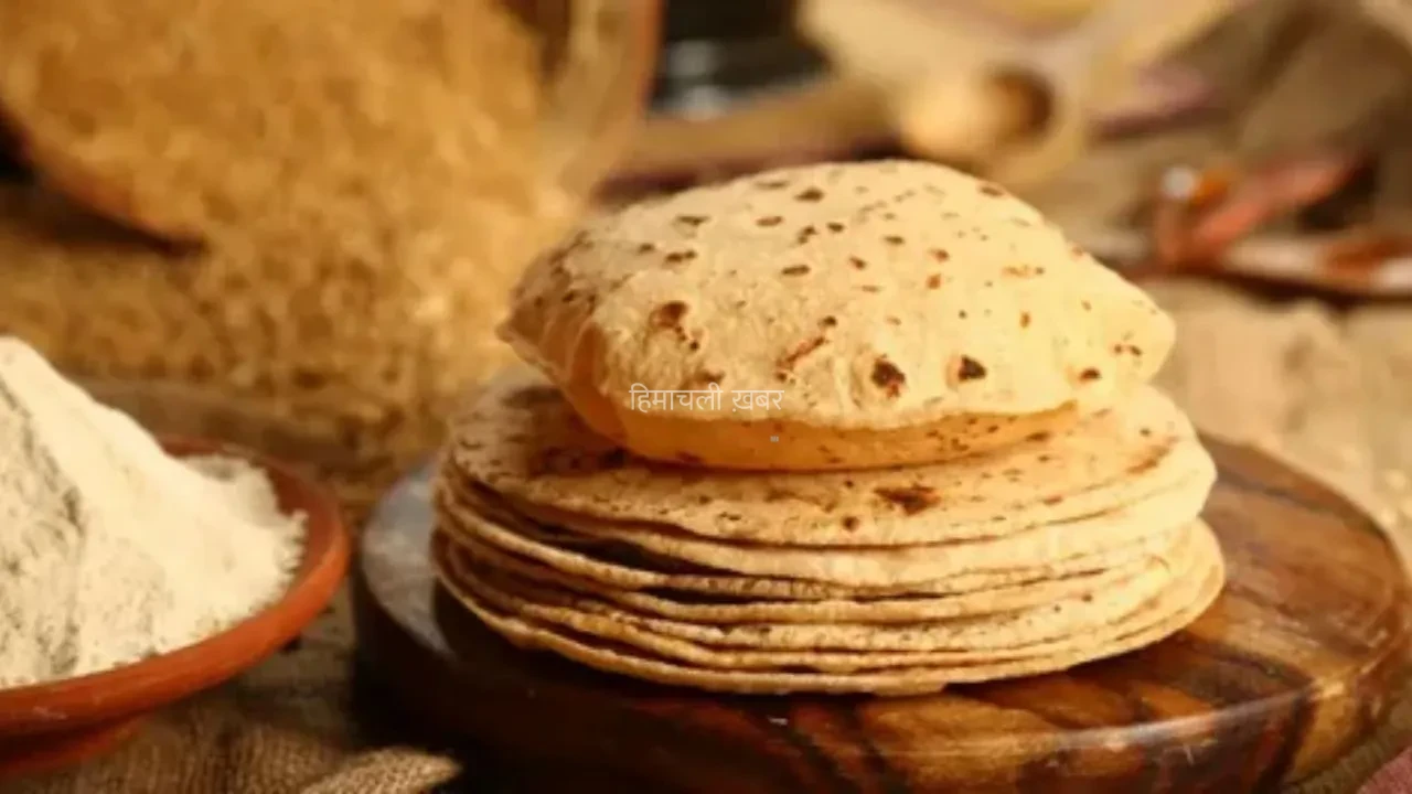 Soft Roti Tips: गर्म पानी और नमक से गूंथें आटा, घंटों रहेंगी नरम; 3 आसान ट्रिक जो हर गृहिणी को जानना चाहिए​