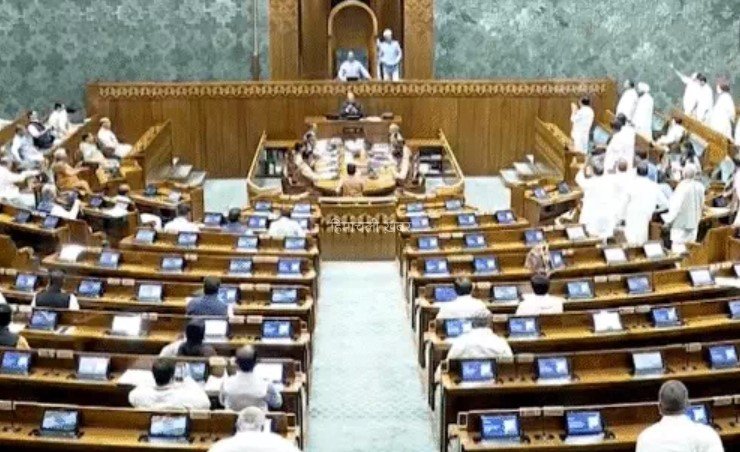 पेपर लीक रोकने का सख्त कानून लोकसभा में पास:इसमें 7 साल की सजा, 10 करोड़ तक जुर्माना​