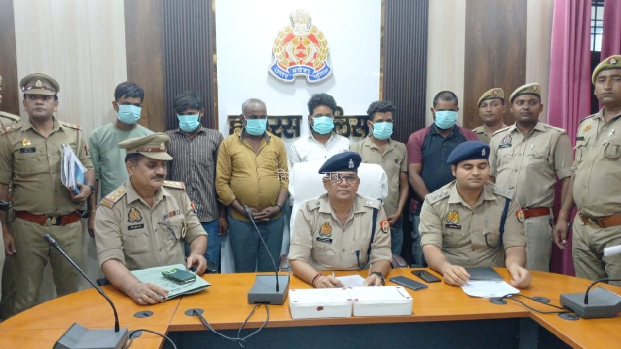 हाथरस में ₹52 लाख की कॉपर चोरी का खुलासा… ट्रक चालक समेत 6 गिरफ्तार, लूट की झूठी कहानी बनाकर पुलिस को किया गुमराह