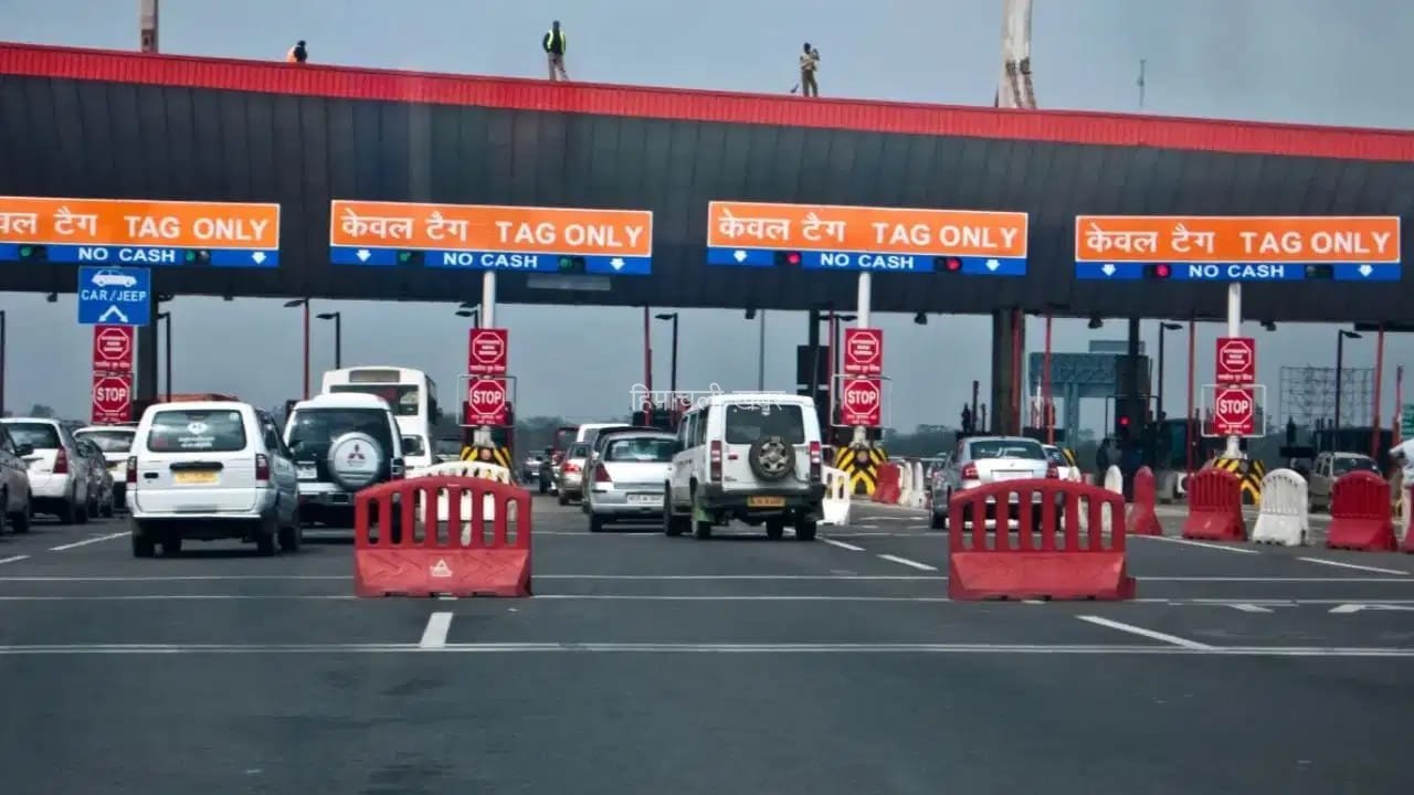 टोल पर क्या हुआ था? टोल कर्मियों ने बताई- अतीक के बेटे के काफिले वाली गाड़ियों की कहानी