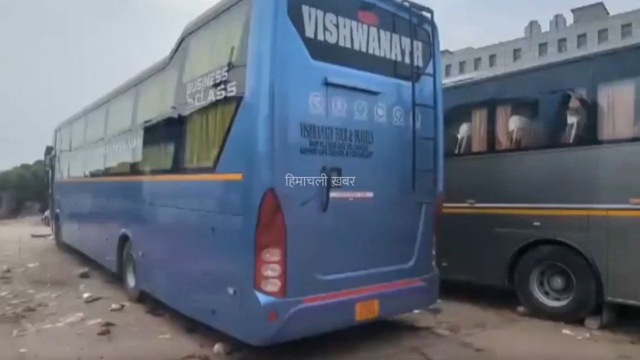 चलती बस में नाबालिग से गैंगरेप: ग्रेटर नोएडा की वारदात में फिरोजाबाद कनेक्शन, क्या बोला गाड़ी का मालिक?