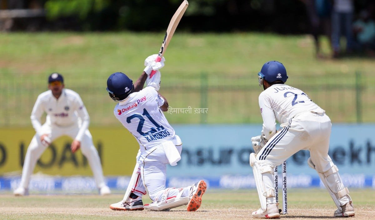 India vs Sri Lanka Test: Prasidh Krishna और Manav Suthar की घातक गेंदबाजी से बैकफुट पर श्रीलंका, जीत के करीब Team India