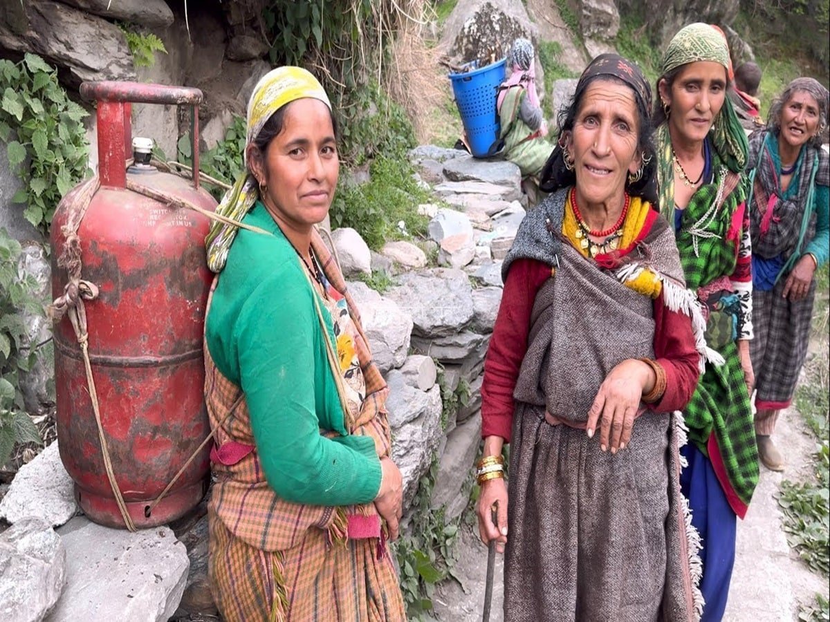 भारत का सबसे रहस्यमई गांव! नहीं चलता भारत का कानून, पुलिस का होना भी बेकार