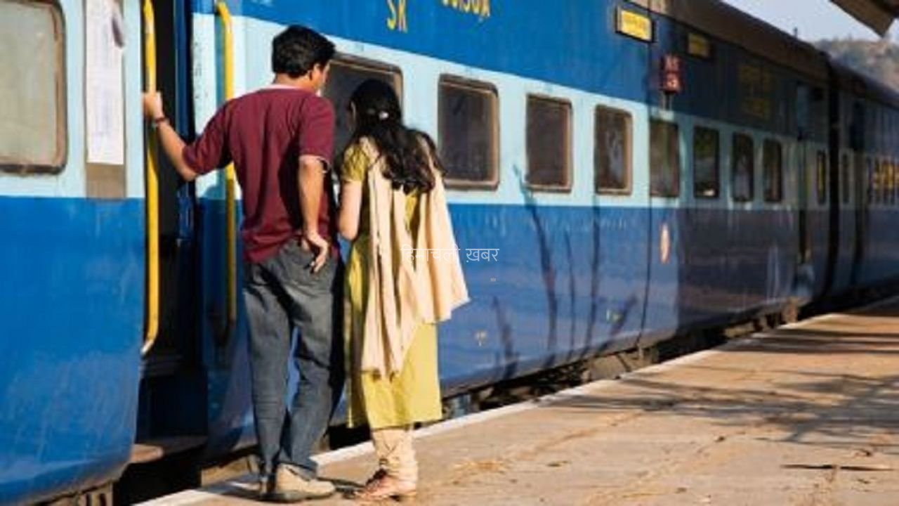 नाबालिग बॉयफ्रेंड को भगा ले गई थी गर्लफ्रेंड. 2 महीने बाद बालिग हुआ तो वापस घर लौटे दोनों, मां बोली- बहू तो बनेगी मगर