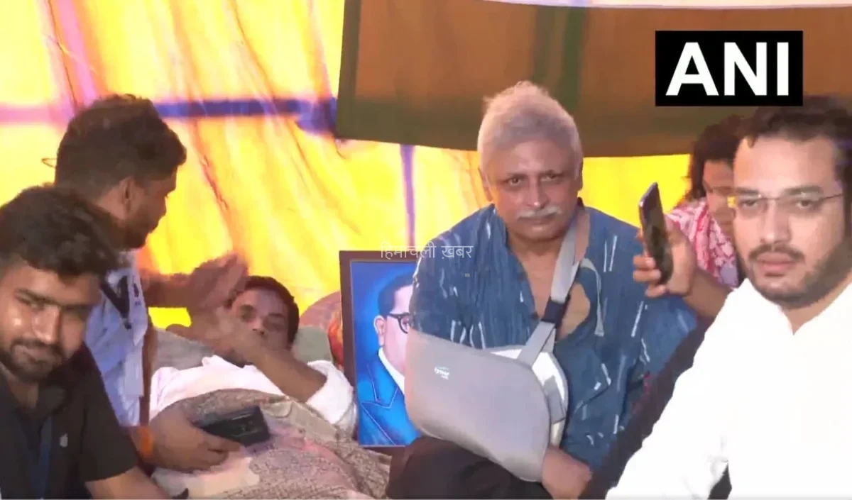 Ranchi में प्रदर्शनकारी छात्रों के बीच पहुंचे Piyush Mishra, ‘इक बगल’ और ‘आरंभ है प्रचंड’ गाकर बढ़ाया हौसला​