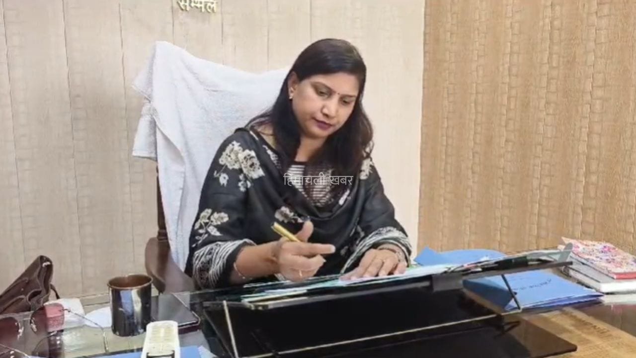 संभल में BSA अलका शर्मा पर DM का एक्शन, रोक दिया वेतन; जानें क्या है पूरा मामला