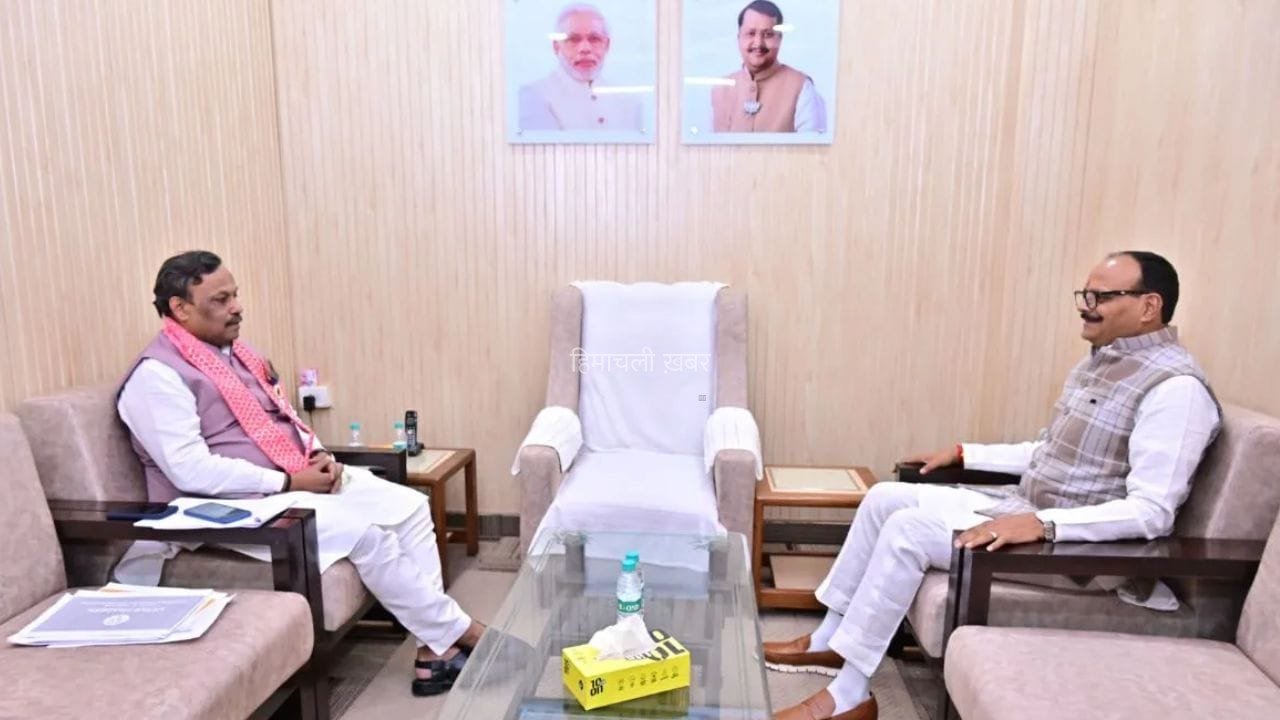 विनोद तावड़े के घर क्यों जुटे UP के नेता? 2027 चुनाव से पहले BJP ने बदली रणनीति
