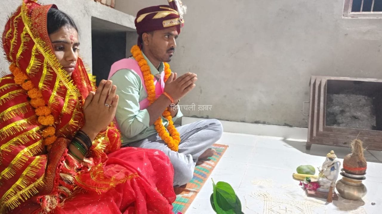 तीन तलाक के बाद बरेली की जमीला ने अपनाया सनातन धर्म, बनी ‘ज्योति देवी’; प्रकाश संग लिए सात फेरे​