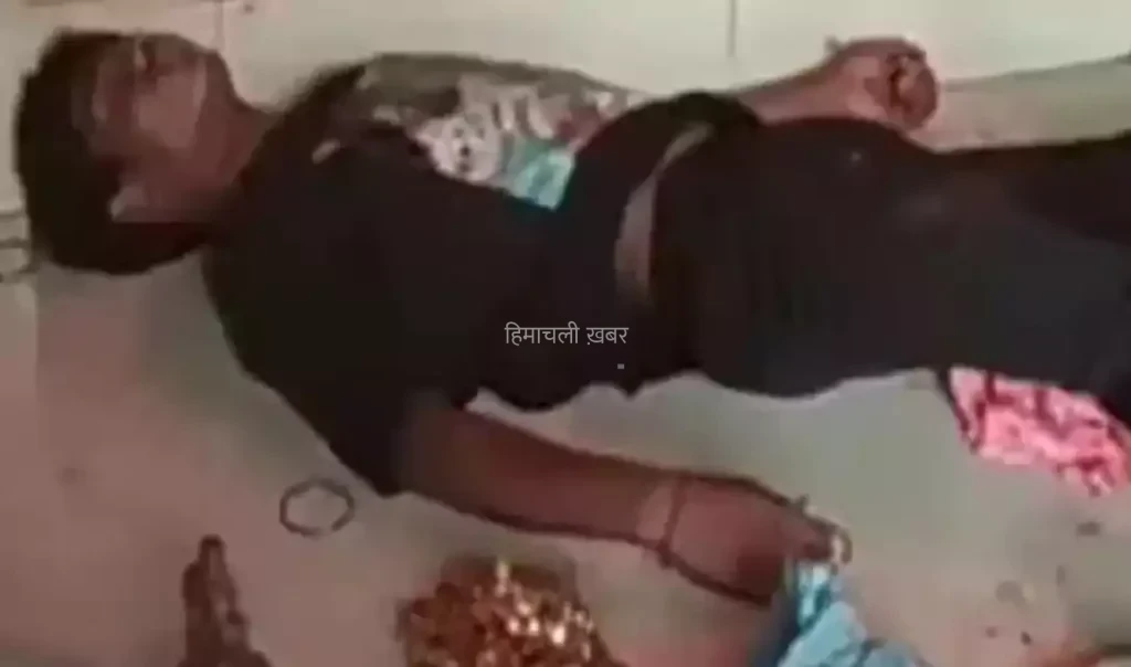 मंदिर में घुसा, सामान चुराया, फिर वहीं घोड़े बेचकर सो गया चोर! गांववालों की पड़ी नजर, सुबह उठा तो…​​​