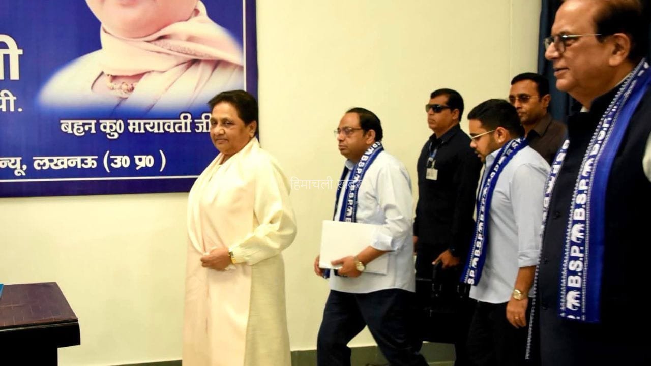 आकाश आउट, ईशान इन… क्या मायावती को मिल गया नया सियासी वारिस?​